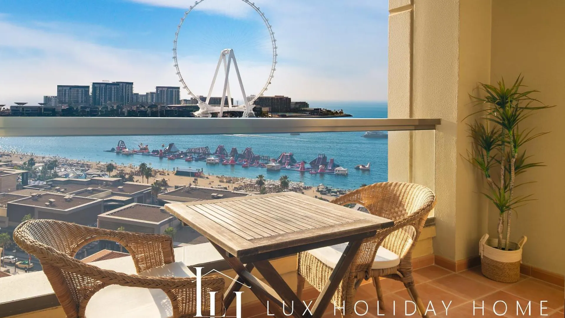 Lux The Dubai Eye View Jbr Studio